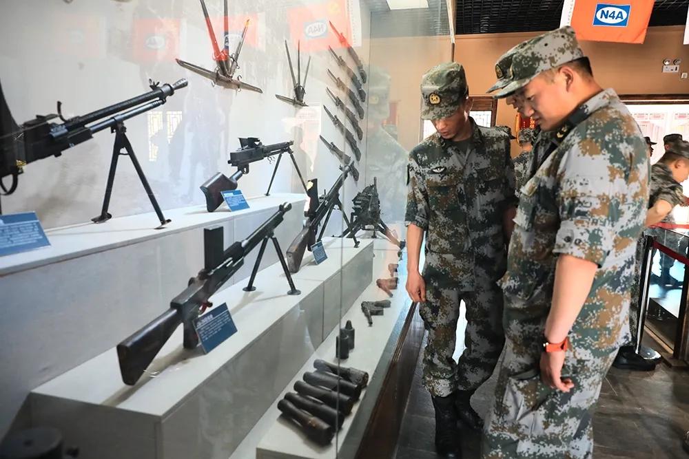 涓嶄竴鏍风殑鍔涢噺灞曠ず,涓嶄竴鏍风殑鍔涢噺寮犳澃