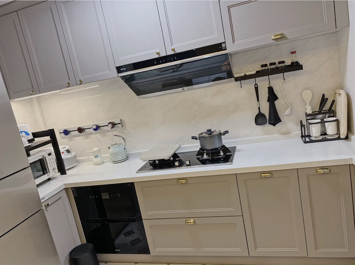 卫生间太小放不了卫浴柜,卫生间太小放不下浴缸