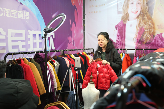 织里童装直播第一名爆款,织里童装电商直播基地