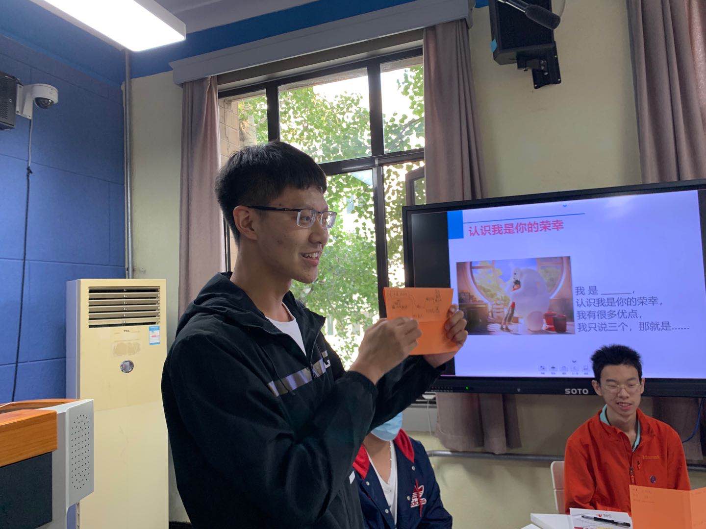 从大学到现在最初的梦想是什么,从大学到职场诗朗诵