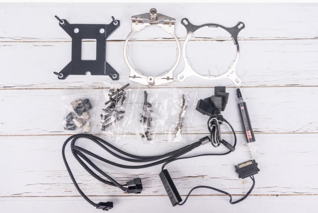 利民360argb一体式水冷效果,利民360argb一体式水冷装机