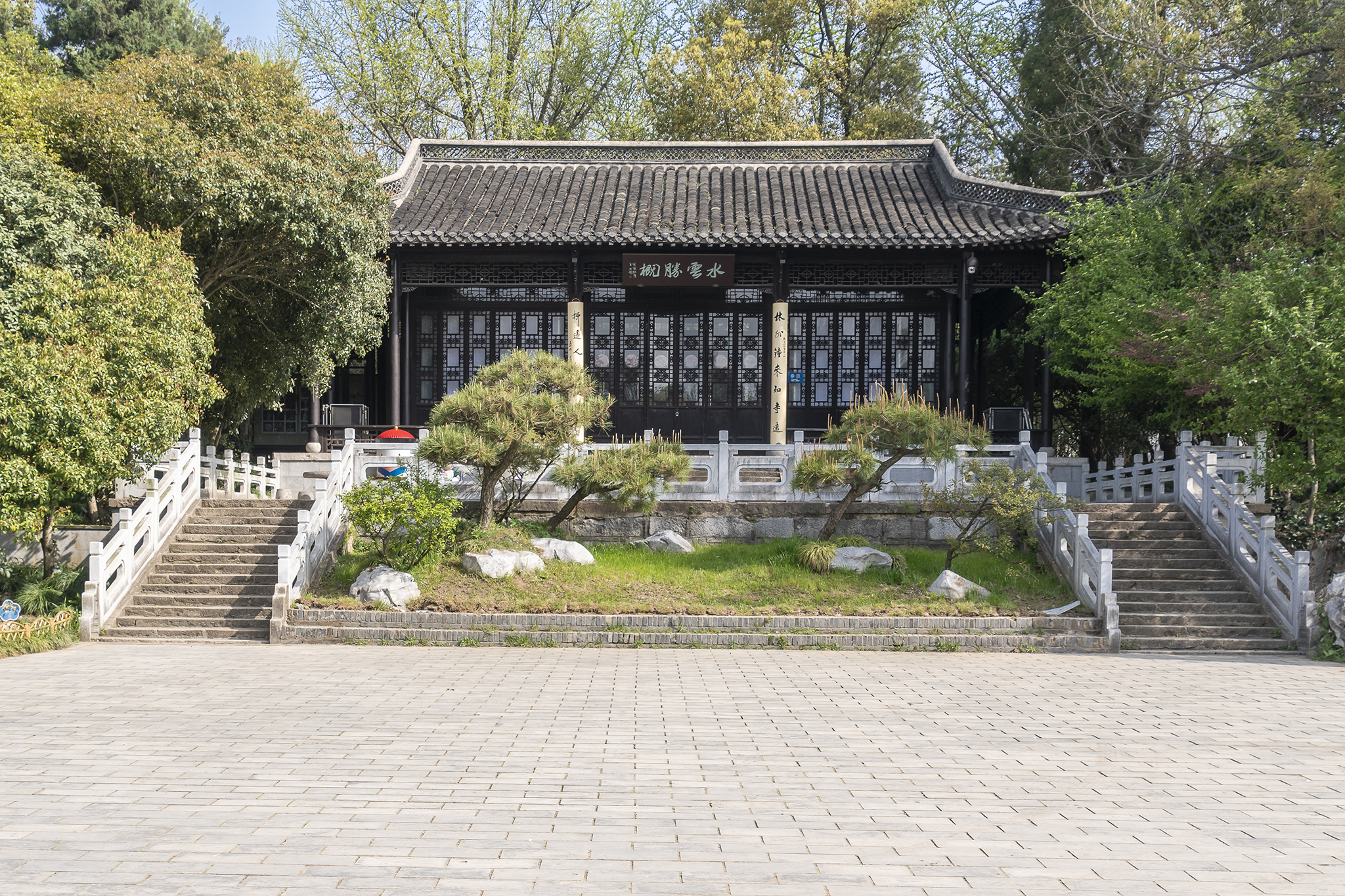 春风十里扬州路烟花三月瘦西湖,扬州三月瘦西湖