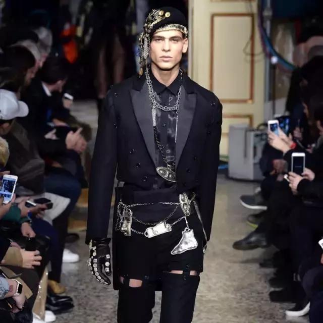 国际西装品牌排行榜前十名,买不起也要知道的国际西装品牌