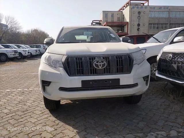 中东版丰田霸道2700配置价格