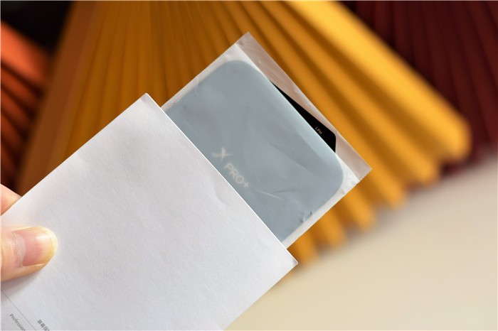 iphone13手机壳带镜头膜测评,iphone13皮革保护壳和硅胶测评