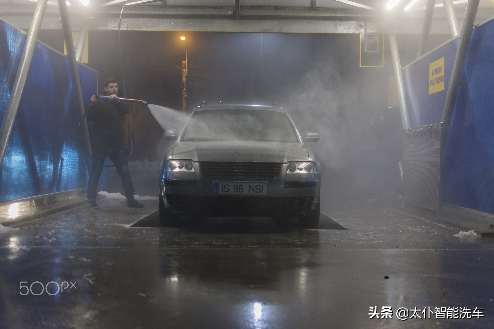 自动洗车机辊刷,全自动洗车机立刷