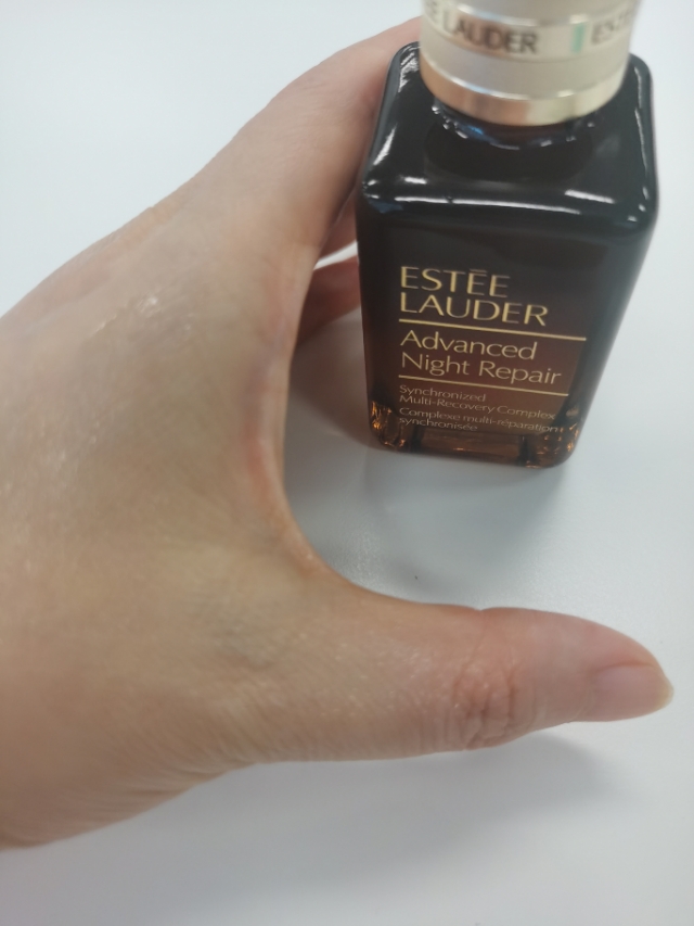 雅诗兰黛第七代小棕瓶评测,雅诗兰黛小棕瓶测评图