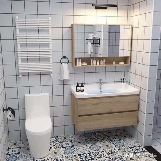 美妆第一步,卫生间装修选好镜前灯