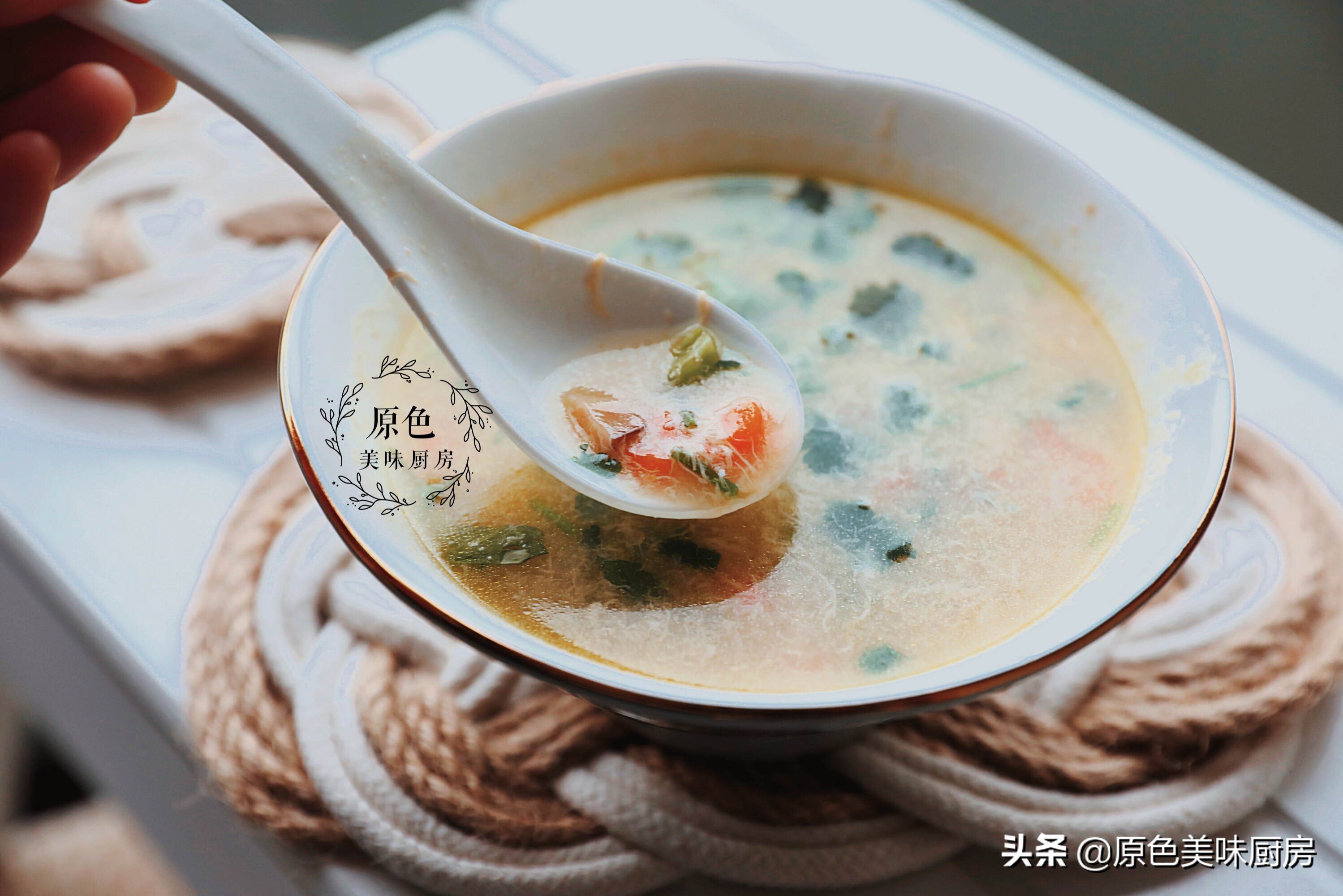 在家就能制作的芙蓉鲜蔬汤，成本价不到6元，吃一大碗不过瘾