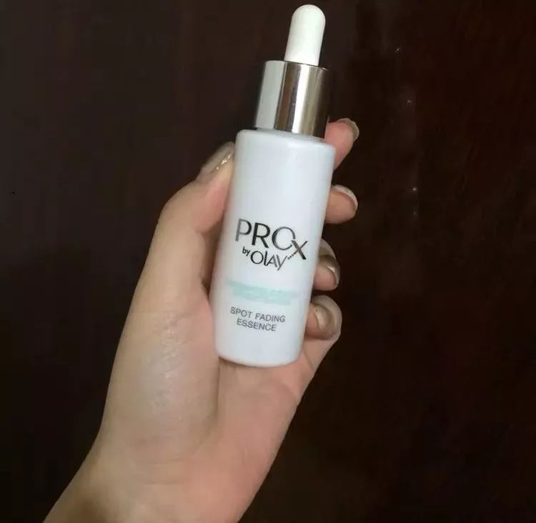 再美的脸，也抵挡不住“加斑”的困扰