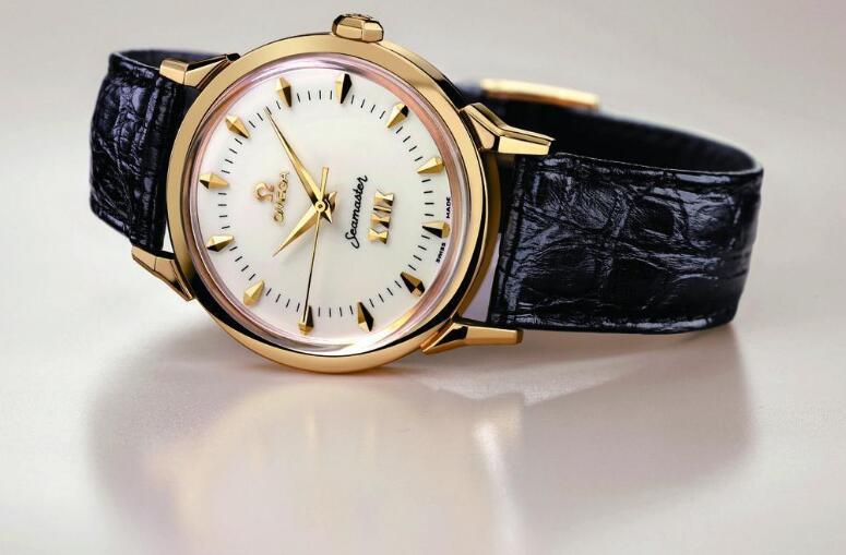 手表冷天就会起雾是怎么回事,手表起雾吹风机吹一会又有雾