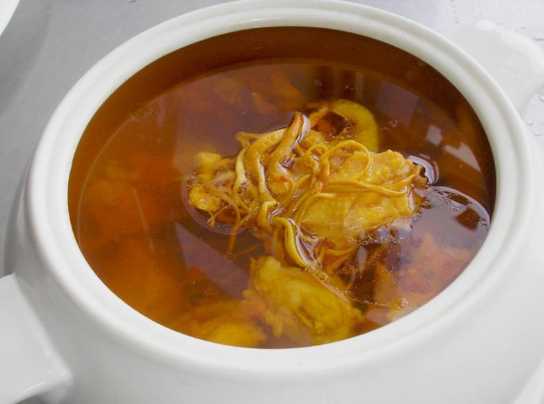 山药冬虫夏草炖鸡,冬虫夏草炖母鸡的做法