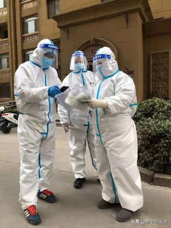 碧景园90余名社区工作者、志愿者舍小家,冲上战“疫”一线