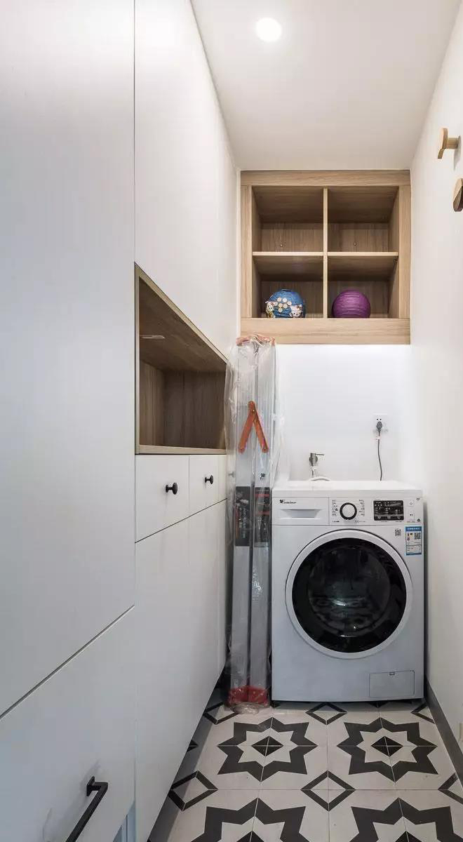 衣帽间怎么做省钱还显得高级,自己打造实用简单衣帽间