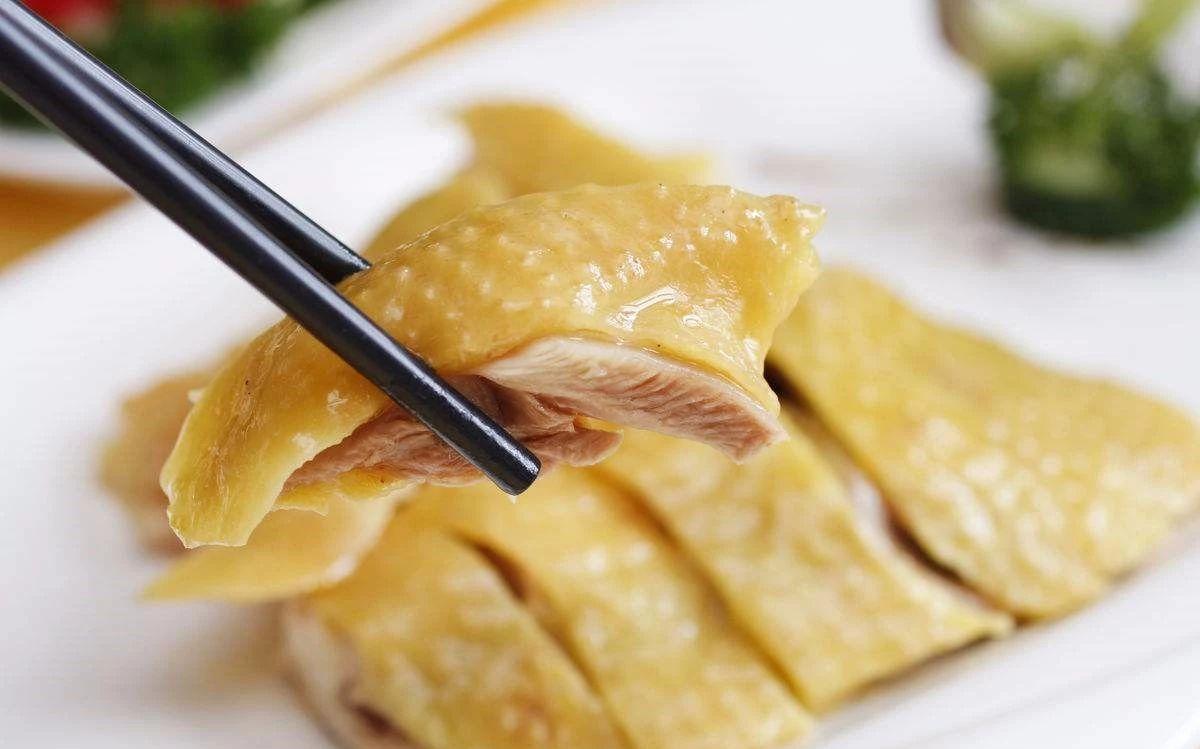 比顺德潮汕还生猛!广东这座小城又撩又骚,现在去正是好时机