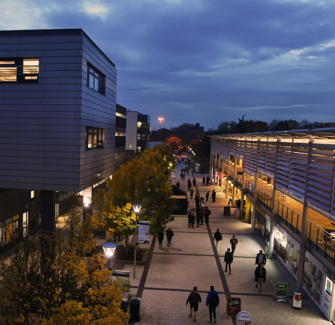 鑻卞浗甯冮瞾鍐呭皵澶у浣嶇疆,鑻卞浗甯冮瞾鍐呭皵澶у