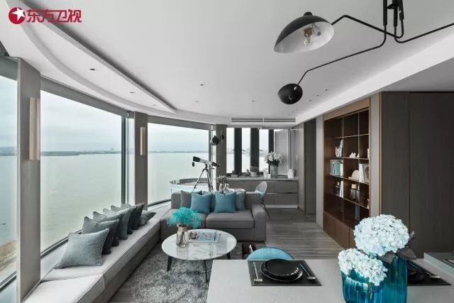 大师设计的湖景房,设计师设计两百平别墅