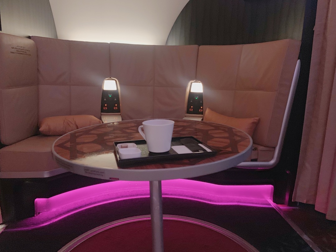 阿提哈德航空a380商务舱,阿提哈德a380头等舱体验