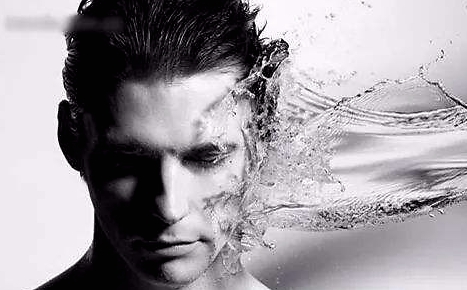 男生青春期爆痘用什么护肤品,青春期长痘男生如何护肤