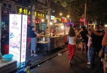 武汉鹿角巷网红店,武汉真正值得去的美食店