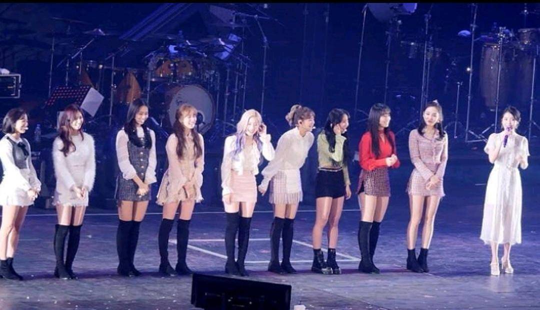 iu被前辈称赞,iu因为什么被恶评