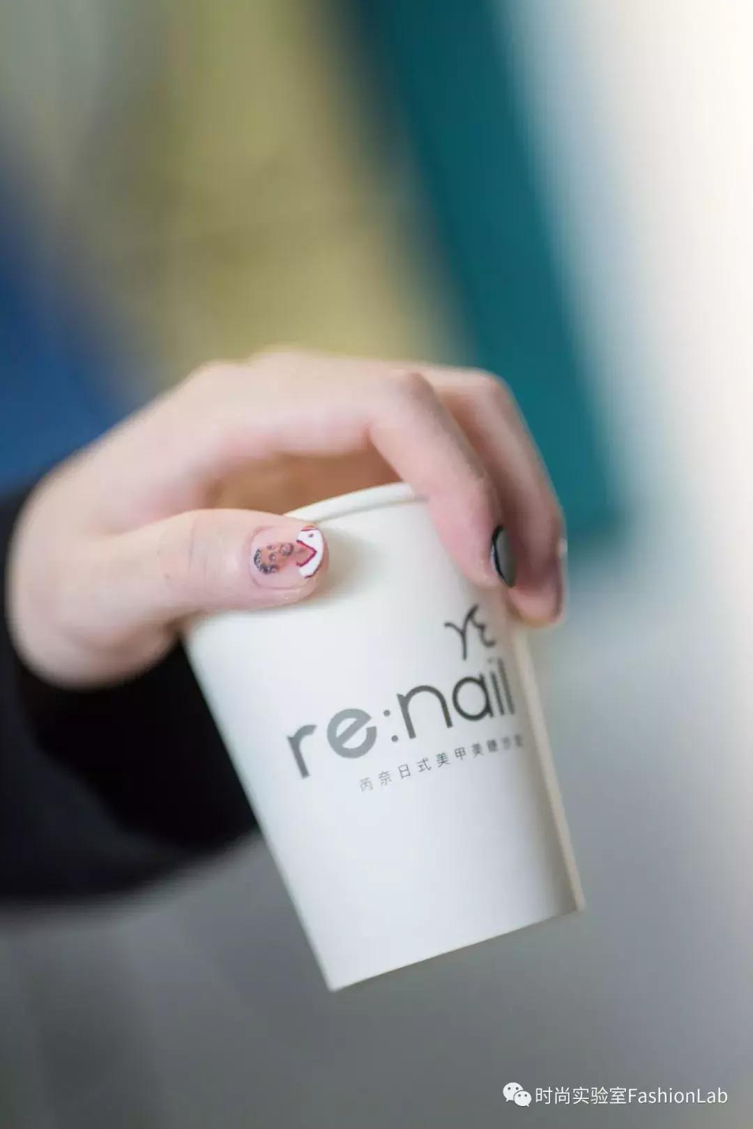 我应该给这些被骗来做美甲的男生道个歉