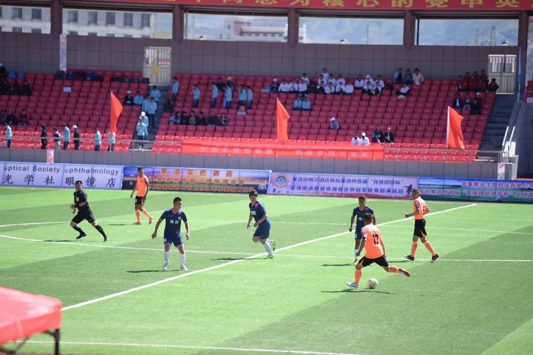 果洛州第三届青少年足球联赛,果洛州格萨尔王杯足球赛西宁队