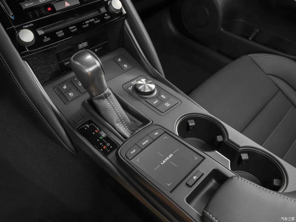 雷克萨斯is2022款,雷克萨斯is是前驱还是后驱