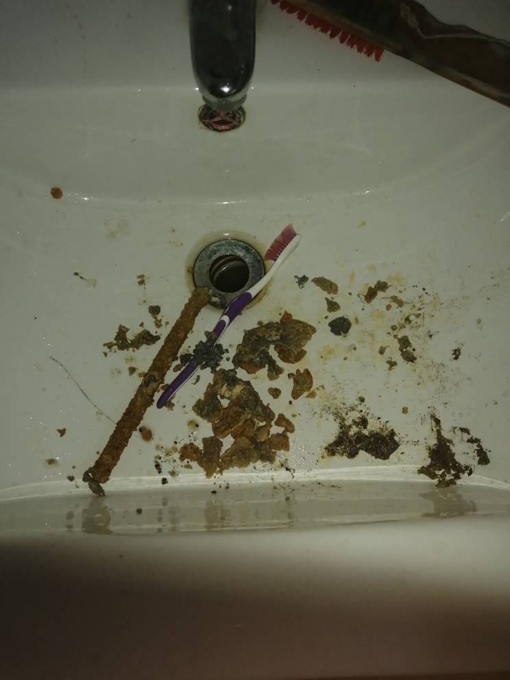 奥特朗储水式电热水器镁棒拆解,奥特朗hdsf402-55更换镁棒流程