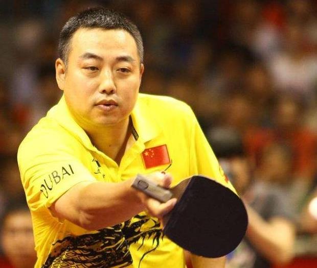 刘国梁是直板推挡还是直板横打,直板横打推挡正确动作步法