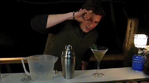 世界经典鸡尾酒大全珍藏版,鸡尾酒入门篇最常用的六款基酒