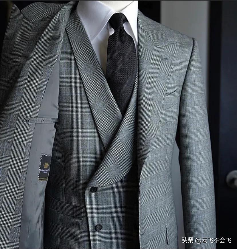 如何选择适合自己的西装面料,西装面料怎样选出高级感