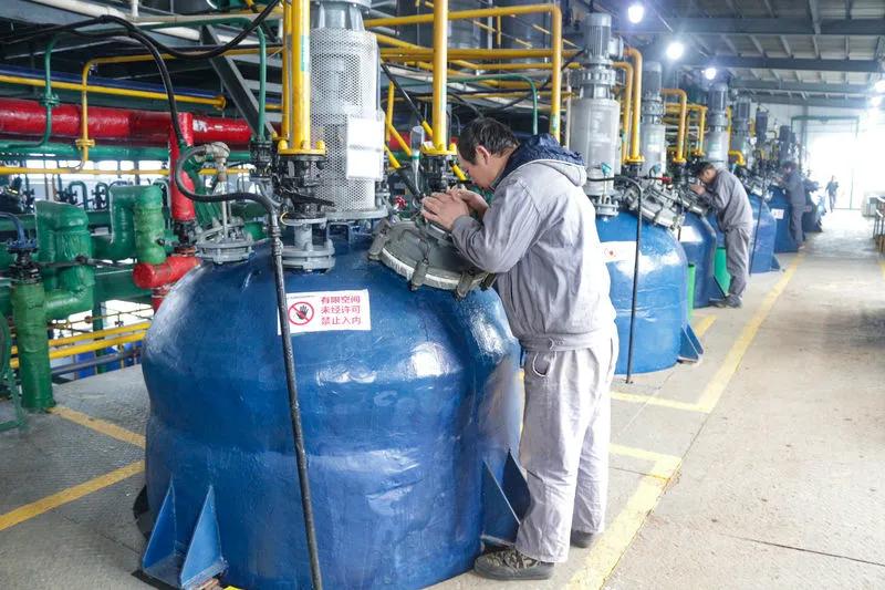 楂樻瓕鐚涜繘鐣欒禐,楂樻瓕鐚涜繘