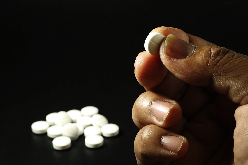 挂网品种暂停挂网资格,仿制药带量采购政策