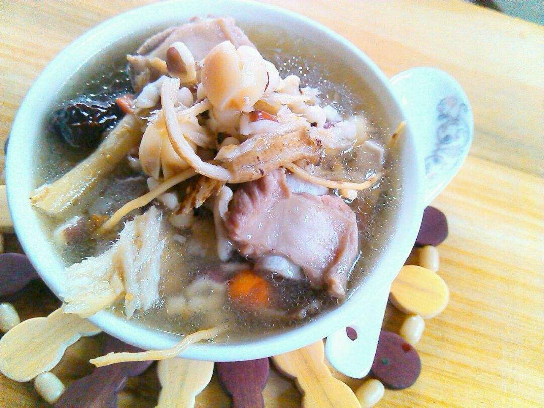 冬季进补吃药膳，来年生病少，6种专家推荐的药膳，希望你吃对了