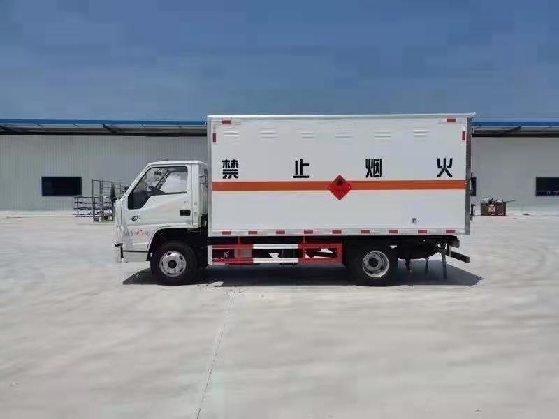 江铃特顺厢式车图片,江铃国六封闭式厢货车