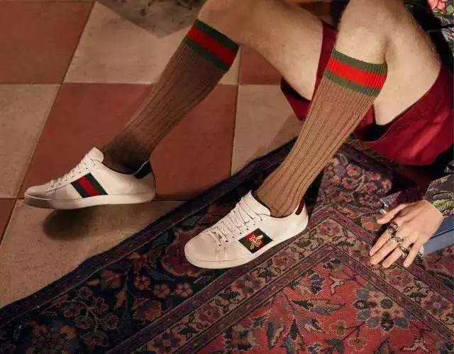 有没有好穿的小白鞋推荐,有没有好穿舒服的小白鞋推荐