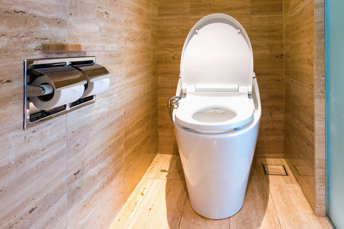 废弃的矿泉水瓶不要扔废物利用,小学生矿泉水瓶废物利用小发明