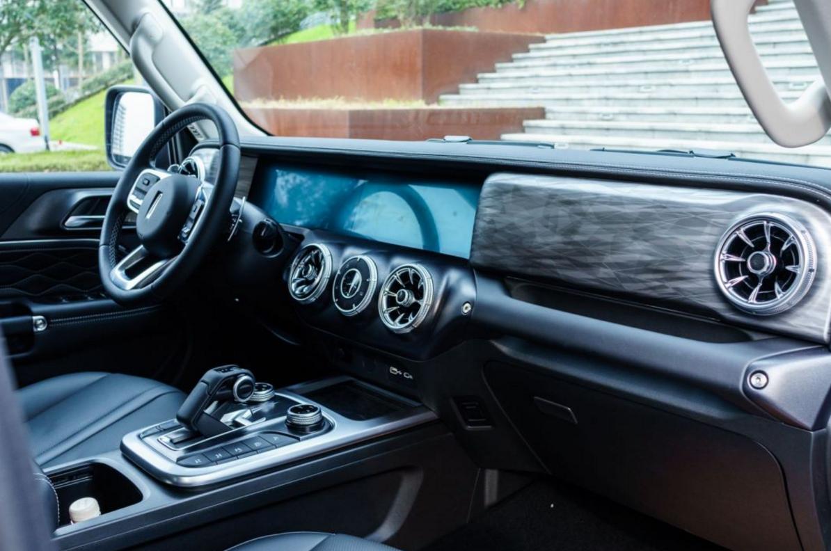 奥迪a3和坦克300怎么选,奥迪a3女神款