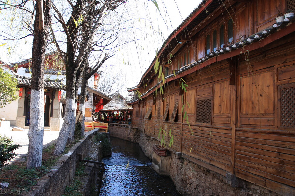 逛丽江古城听古筝,逛丽江古城原声视频