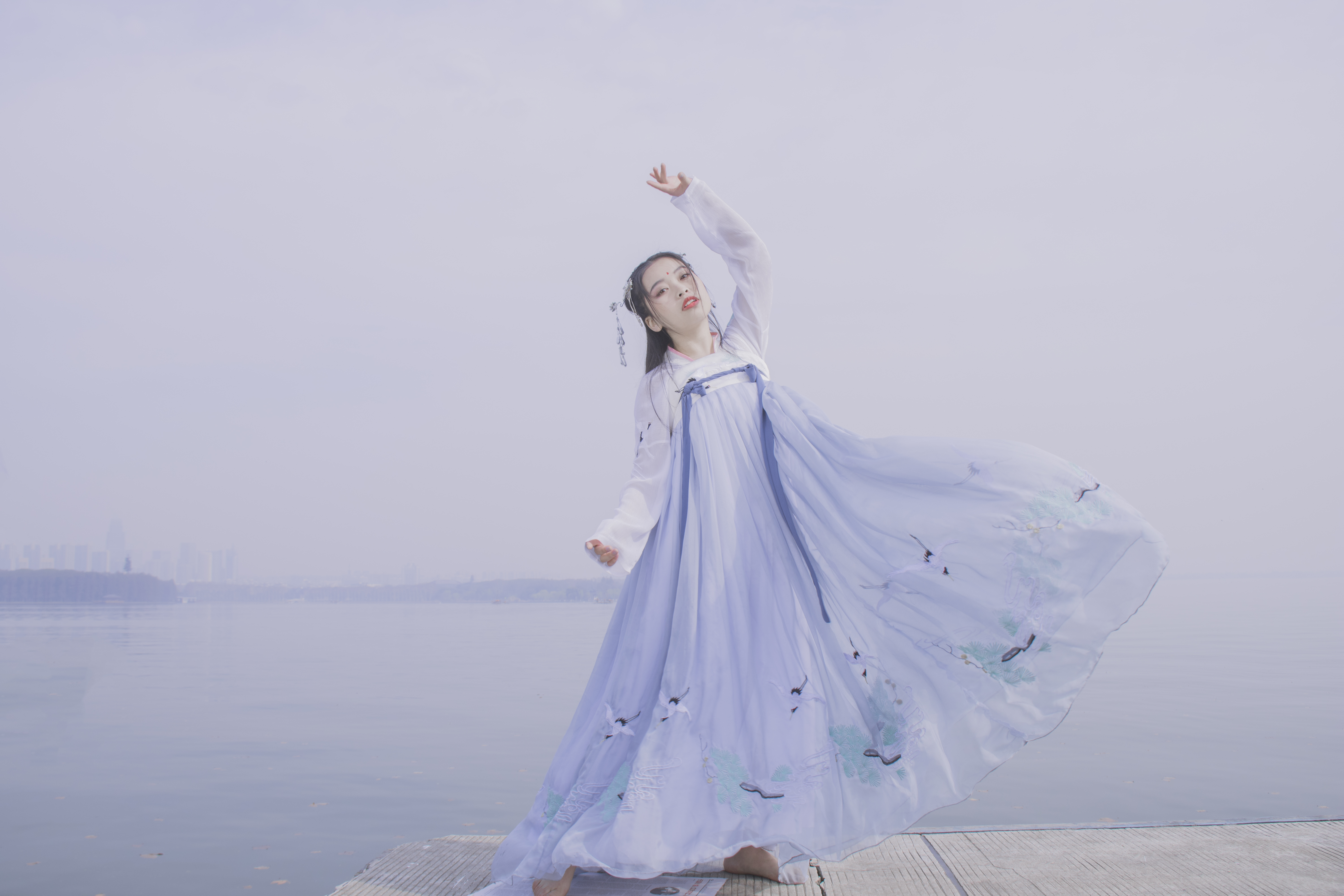 女性抹胸襦裙汉服,汉服重要事件