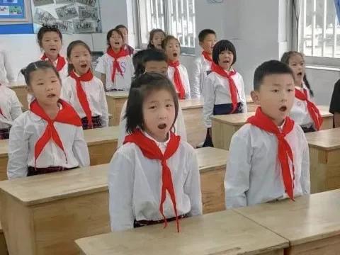 童心向党迎百年争做运动好少年,童心向党迎百年徐家井小学