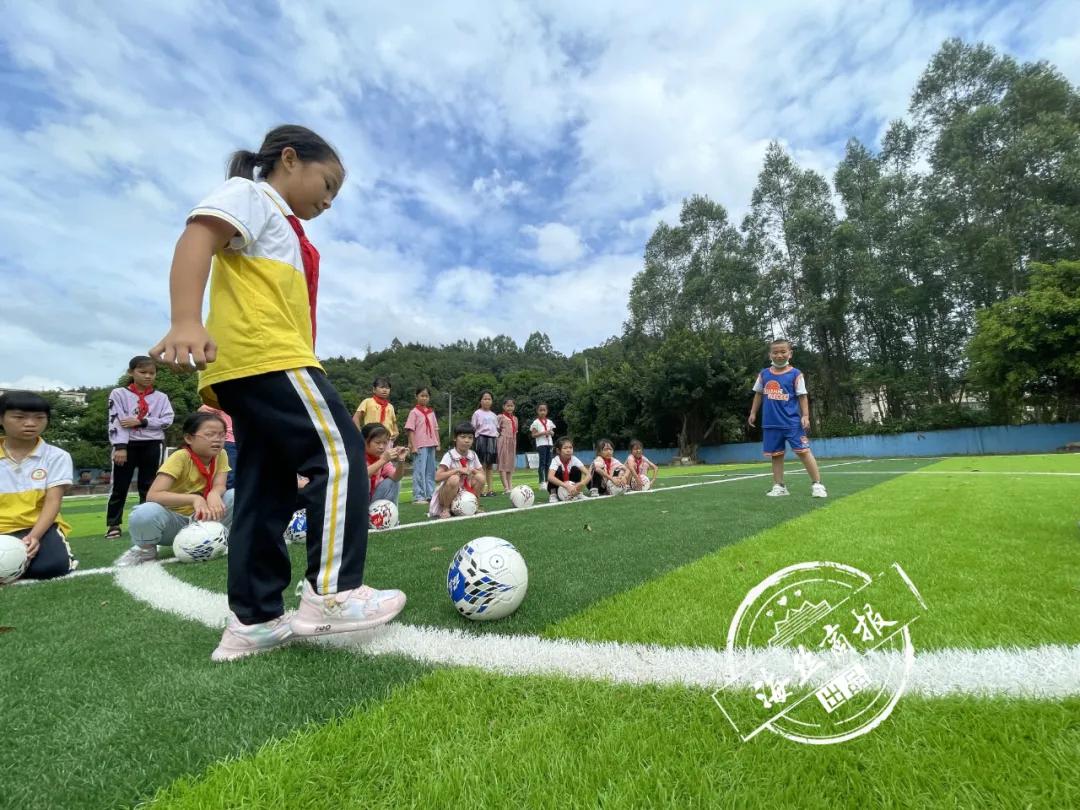 南安市第三实验小学足球,南安公共足球场在哪里