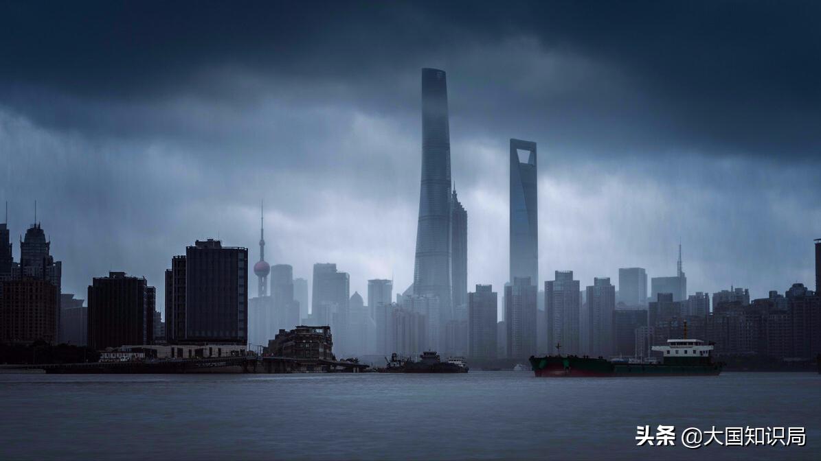 上海中心大厦风大的时候会摆动吗,上海中心大厦大风时晃动多少米