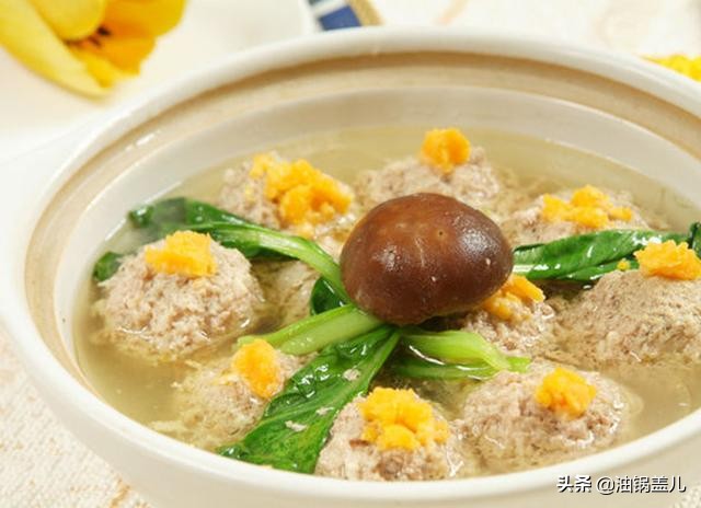 国宴淮扬菜清炖狮子头,国宴清炖狮子头