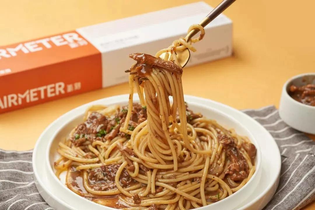 小龙虾味螺蛳粉,小龙虾味无骨鸡爪