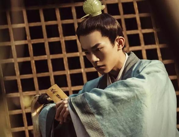 “喏”就是唯诺的由来?长安十二时辰流行的交叉礼,档次火爆升级