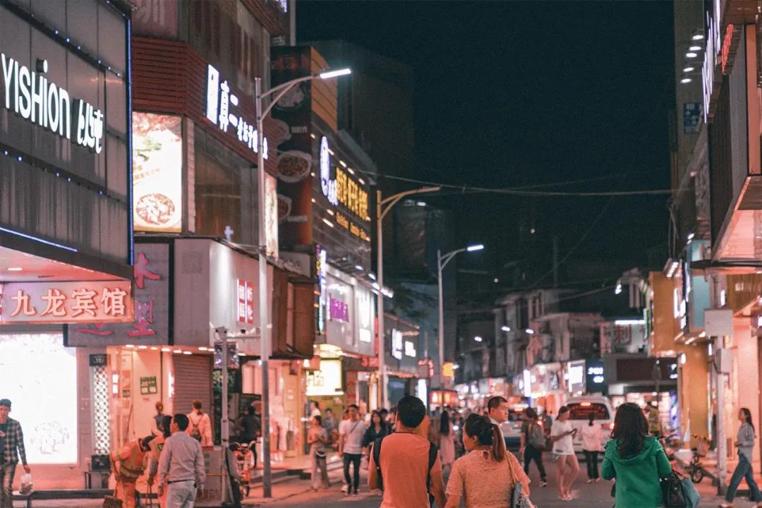 月薪8k想通过你副业赚到一百万,深圳副业税后收入多少