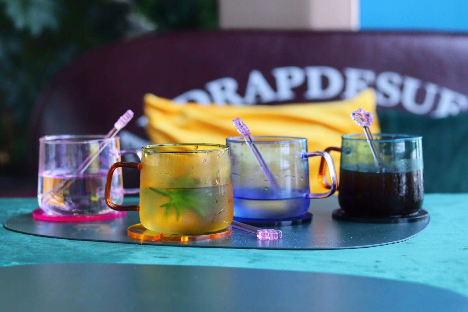 水杯买1300好还是1500好,水杯600和800哪个好