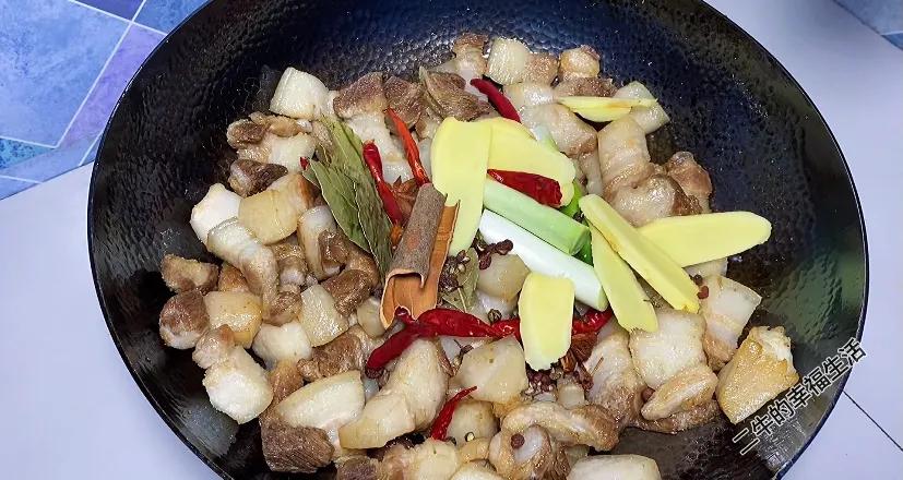 红烧肉做的不香怎么办,做的红烧肉肥肉软烂但是瘦肉发柴